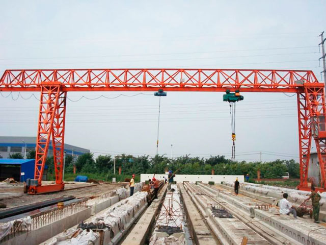 門式起重機(jī)